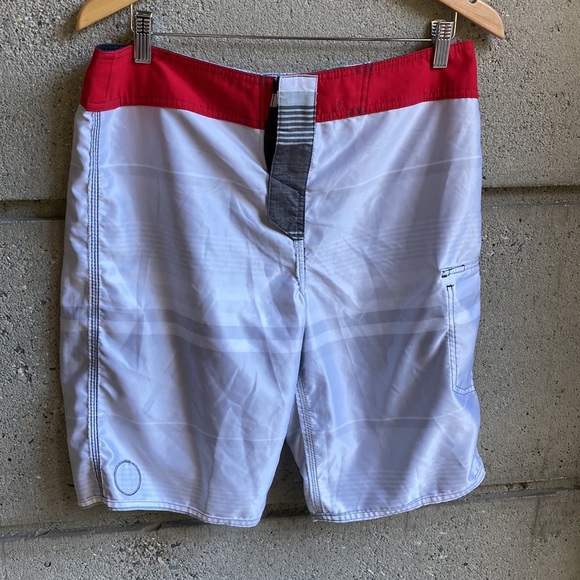 O’Neill Horizon Stripe Boardshorts - Picture 11 of 12